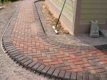 Elegant Curves Made Easy: A Guide to Curved Paver Walkways Without Cutting
