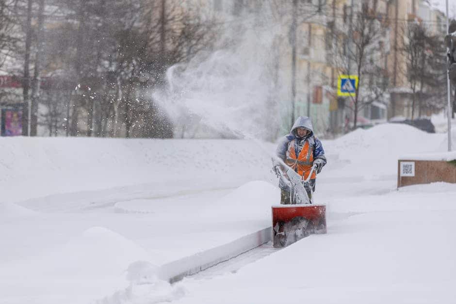 Driveway Snow Removal: What to Expect in Costs
