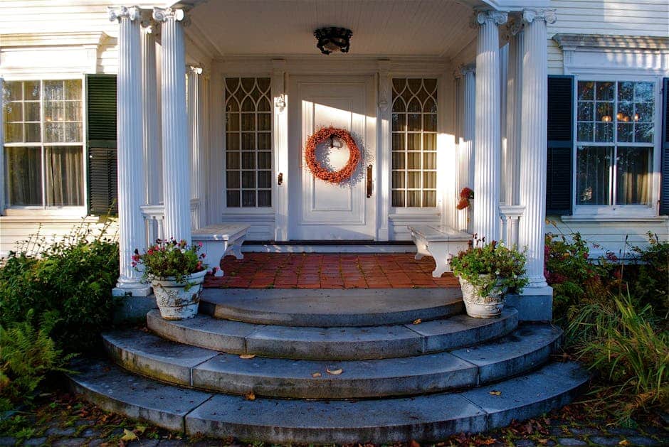 Seamless Steps, Stress-Free Process: Partnering with a Professional Stone Steps Contractor